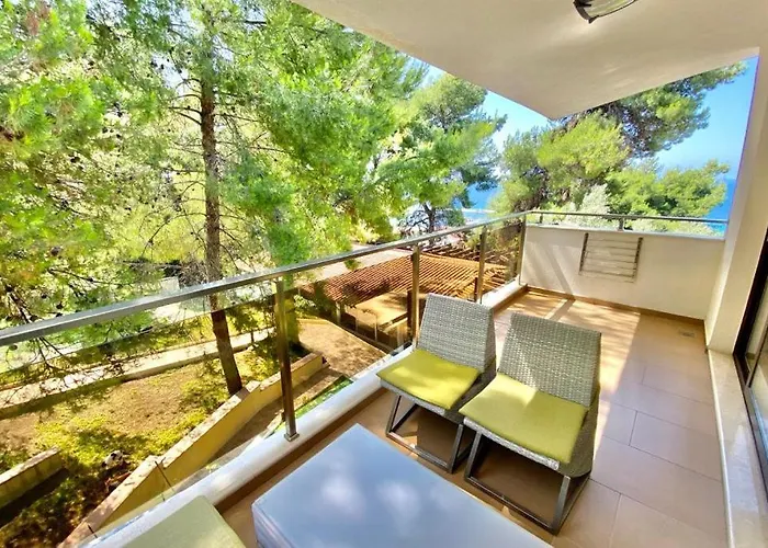 Greek Pride Cronwell Rahoni (adults Only)