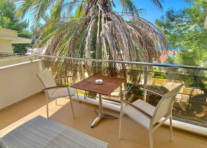 Greek Pride Cronwell Rahoni (adults Only) Nea Skioni