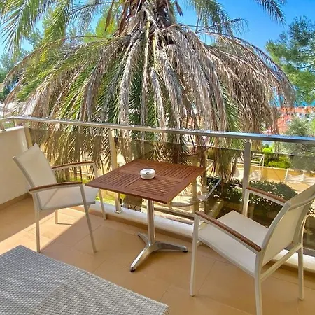 Greek Pride Cronwell Rahoni (adults Only) Nea Skioni