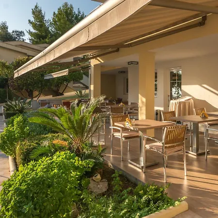 Greek Pride Cronwell Rahoni (adults Only) فندق نيا سكيوني