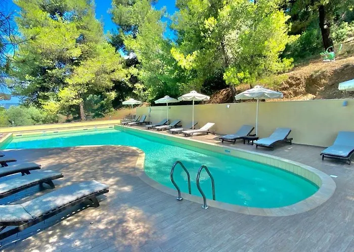 Greek Pride Cronwell Rahoni (adults Only)