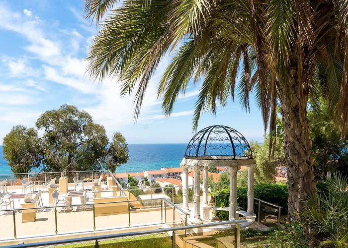 Greek Pride Cronwell Rahoni (adults Only) Nea Skioni