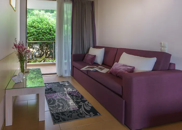 Greek Pride Cronwell Rahoni (adults Only) Nea Skioni